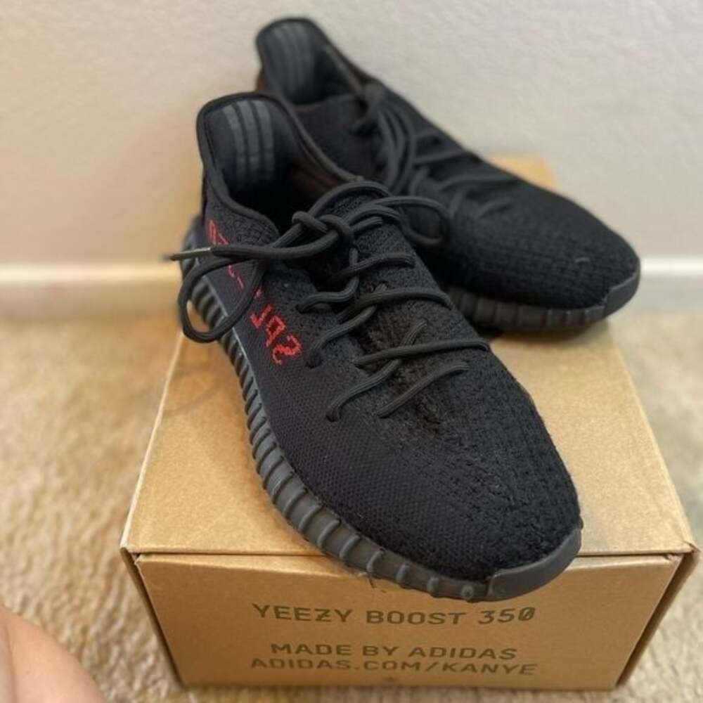 MENS YEEZY BOOST 350 BLACK SHOES SIZE 6.5​​​​​​​​